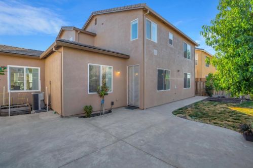 437 Creekside Dr, Grayson CA  95363-8834 exterior