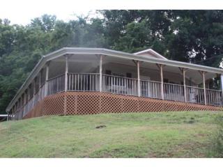2183 Chico Dr, Kingsport, TN 37660-1176