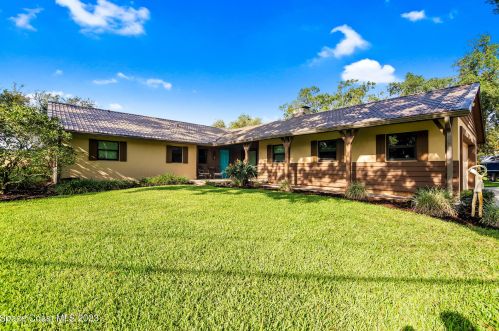 3605 Indian River Dr, Cocoa, FL 32926-8700