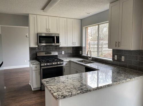 3715 Heather Ln, Pearland, TX 77581-5419