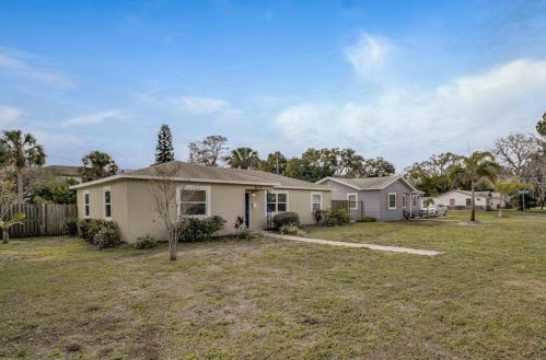 512 40th Ave, Saint Petersburg, FL 33703-5904