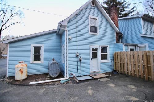 369 Route 17, Tuxedo Park NY  10987-4306 exterior