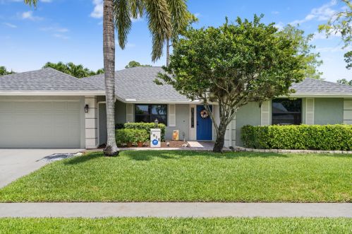 1016 Cherry Ln, West Palm Beach, FL 33414-8537