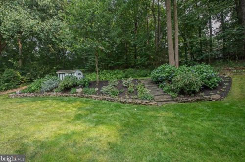 10 Running Brook Rd, Glen Mills PA  19342-1217 exterior