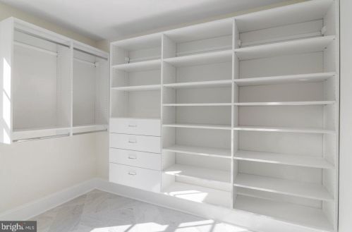 577 Jobel Dr, Tavistock NJ  08033-1034 exterior