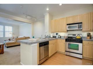 3352 Watermarke Pl, Irvine, CA 92612-5618