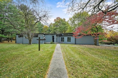 24 Randall Hts, Middletown, NY 10940-4631