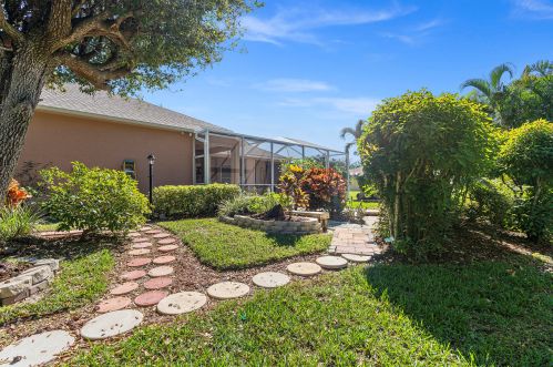 2044 Morningside Blvd, Fort Pierce FL 34952-8821 exterior