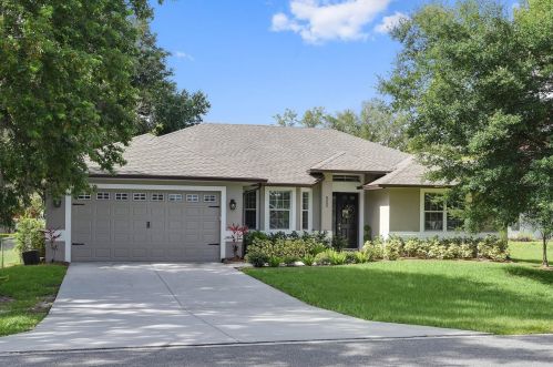 8000 Bates Rd, Orlando, FL 32807-8610