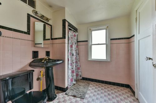 2776 55th St, Milwaukee WI  53210-1557 exterior