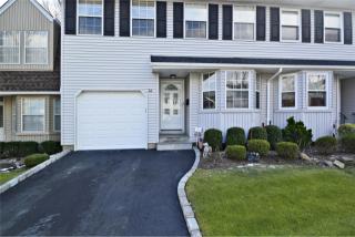 26 Manors Dr, Muttontown, NY 11753-1729