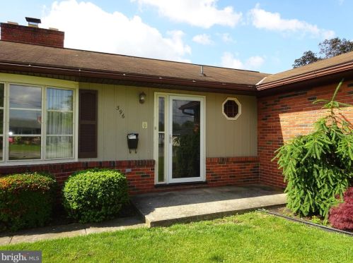 396 Town Dr, Upton, PA 17225-1550