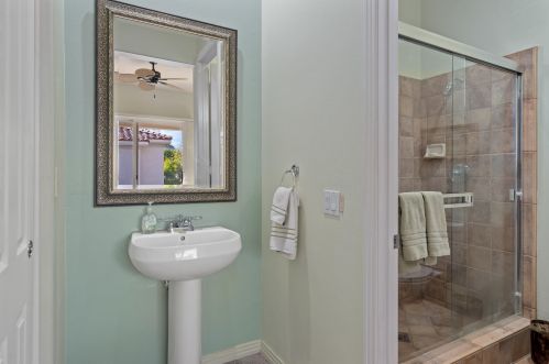 56430 Muirfield Vlg, La Quinta CA  92253-7648 exterior