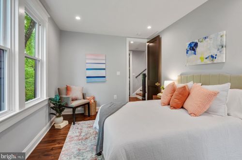 3749 Jocelyn St, Washington DC 20015-1836 exterior