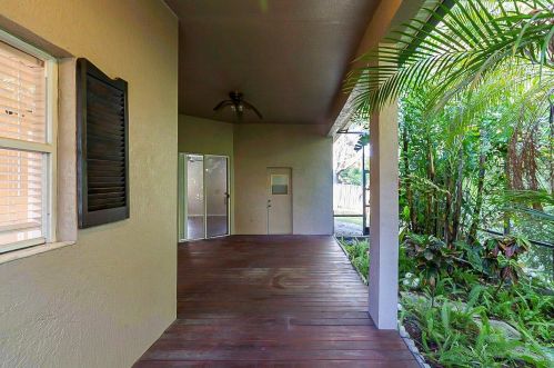 305 Englenook Dr, De Bary FL  32713-3241 exterior