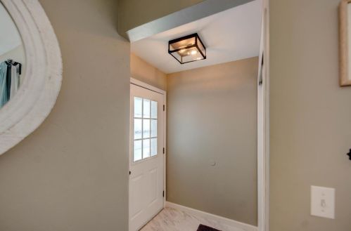 4166 14th St, Milwaukee, WI 53221-1960
