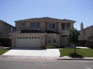6753 Sunriver Ln, Vallejo, CA 94591-6307