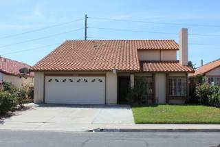 2328 Montcliff Rd, San Diego CA  92139-3924 exterior