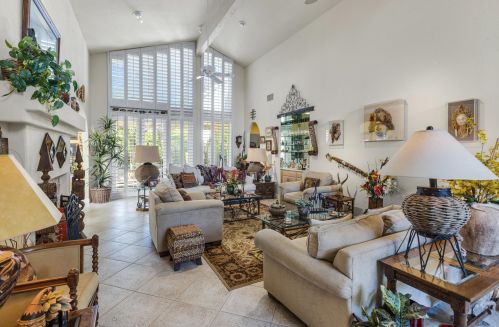 32 Lincoln Pl, Rancho Mirage CA  92270-1970 exterior