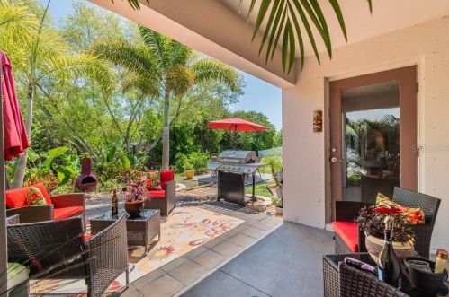 2107 Colville Chase Dr, Ruskin FL  33570-6306 exterior