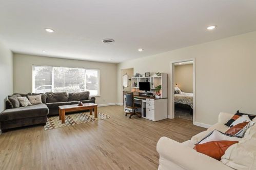 228 Laurel Ave, Valley Home CA  95361-2908 exterior