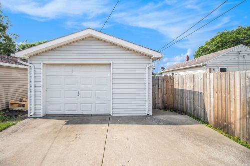 510 12 St, Mishawaka IN 46544-5411 exterior