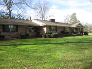 106 Ansel Dr, Clinton, SC 29325-2808