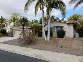 140 Camino Bailen, Escondido, CA 92029-7447