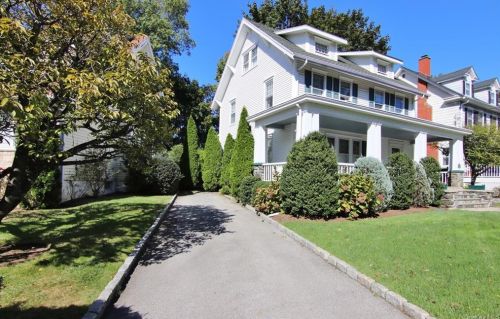 226 Regent St, Rye Brook, NY 10573-2624
