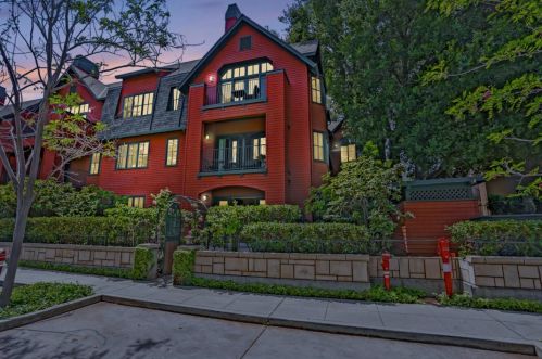 38 3rd St, Los Altos CA  94022-2713 exterior