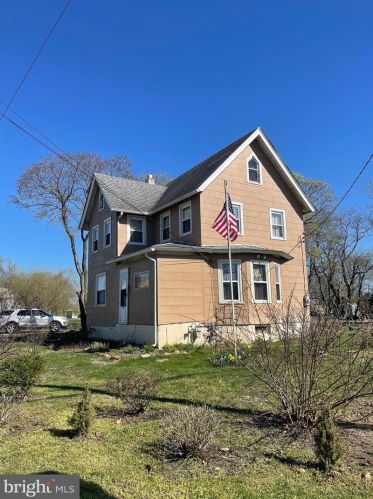 1809 Main St, Port Norris, NJ 08349-3344