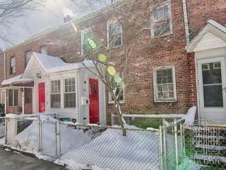 4148 47th St, Long Island City, NY 11104-1502