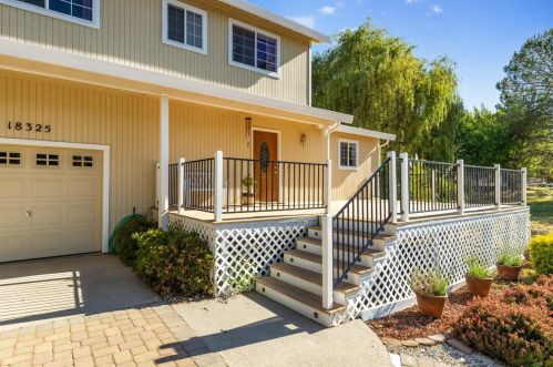 18325 Lake Forest Dr, Lake Wildwood, CA 95946-9455
