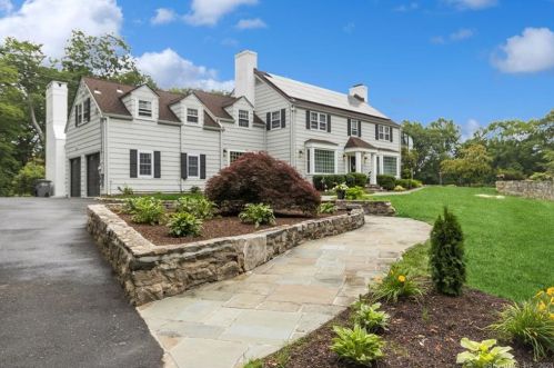 50 Stone Hill Dr, Stamford, CT 06903-3602