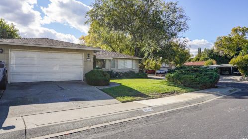 2161 Athene Dr, Concord, CA 94519-2246