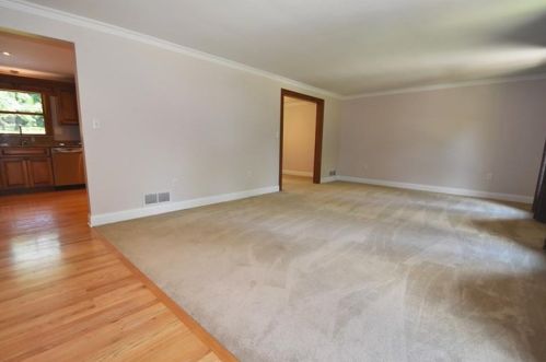 112 Canterbury Ln, Canonsburg, PA 15317-2702