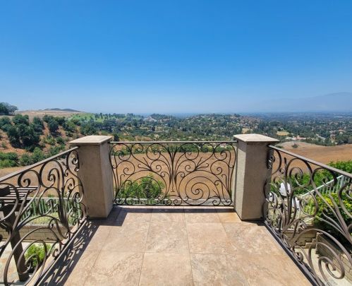 2225 Calle Margarita, San Dimas CA 91773-4468 exterior