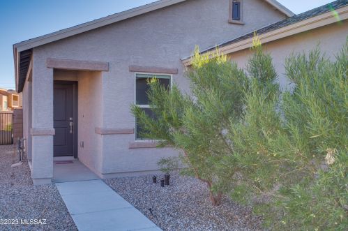 8675 Seabury Ct, Tucson, AZ 85710-6551