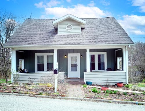 172 Green St, Zanesville, OH 43701-4514