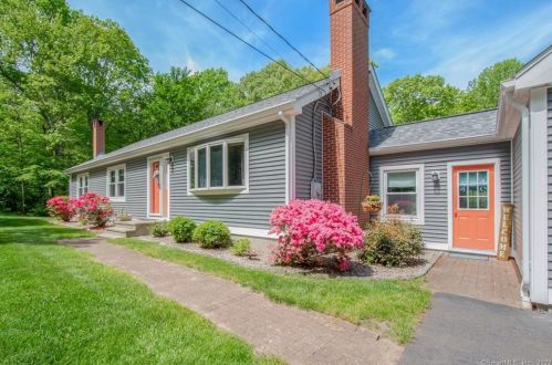 243 Pokorny Rd, Higganum, CT 06441-4418