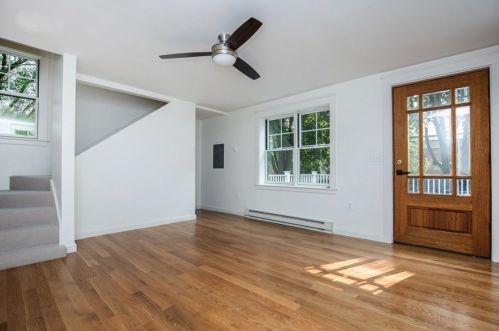 33 Pickering St, Danvers MA  01923-2017 exterior