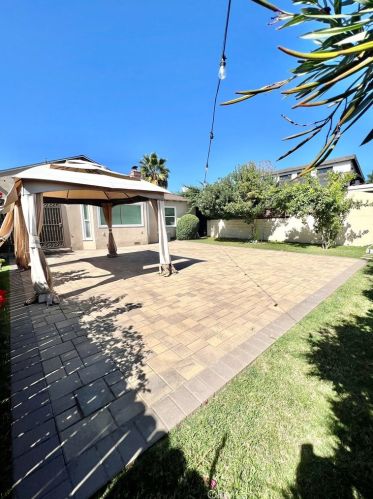 5516 Fulton Ave, Van Nuys CA  91401-5332 exterior