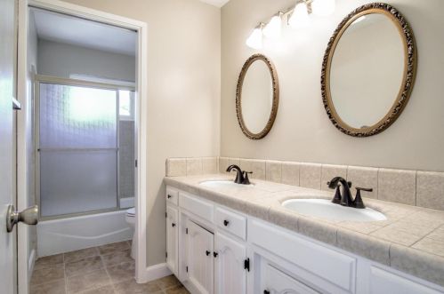 6960 Vista Del Sol, Gilroy CA  95020-9544 exterior