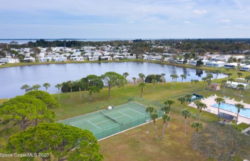 7626 Niantic Ave, Sebastian FL  32976-7778 exterior