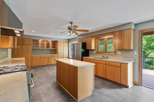 123 Fawn Valley Dr, Canonsburg PA  15317-2705 exterior