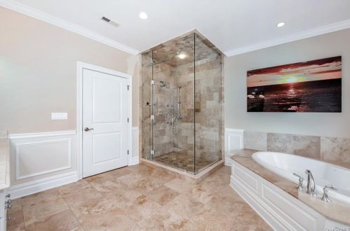 18 Hilltop Dr, Rye Brook NY  10573-5308 exterior