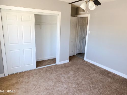 4319 11 Pl, Phoenix AZ 85014-4428 exterior