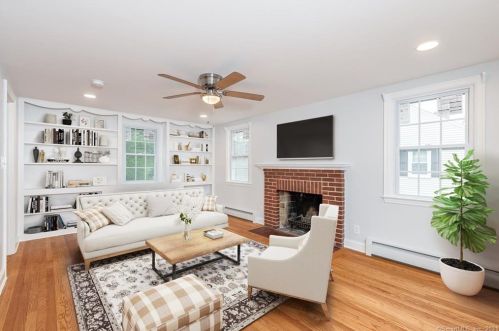 55 Forest St, Hartford CT  06118-2311 exterior