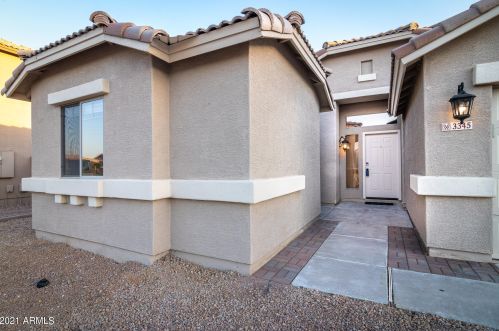 3345 Warbler Rd, Gilbert, AZ 85297-8236