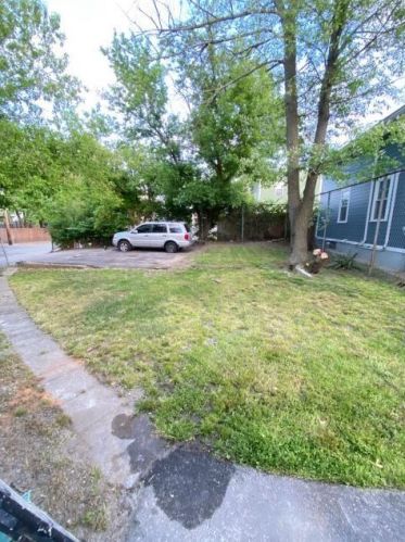 134 Briggs St, Providence, RI 02905-3038